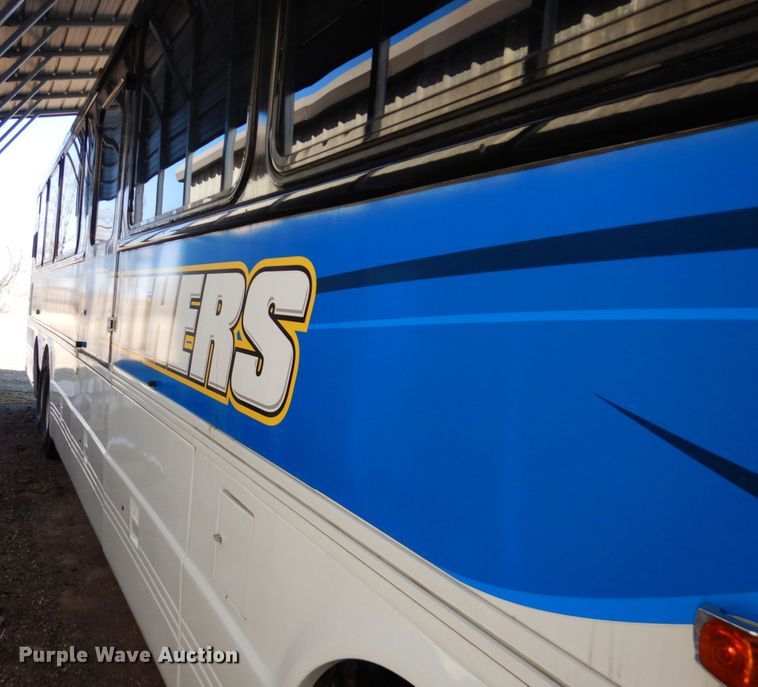 image for item DF7389 2001 Blue Bird LTC40 coach bus