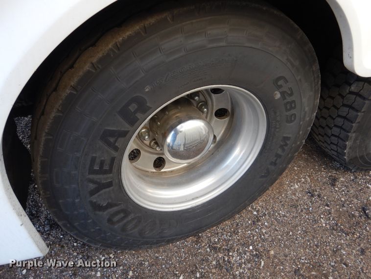 image for item DF7389 2001 Blue Bird LTC40 coach bus