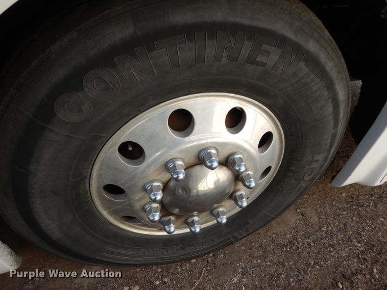 image for item DF7389 2001 Blue Bird LTC40 coach bus