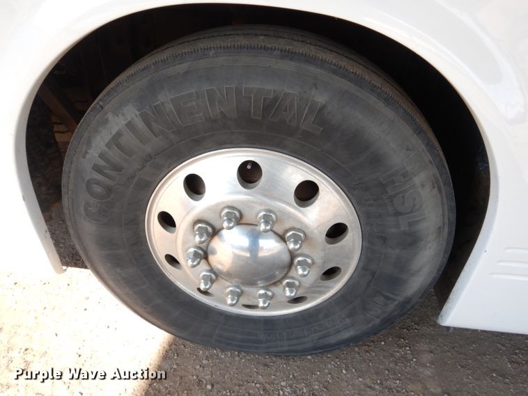 image for item DF7389 2001 Blue Bird LTC40 coach bus