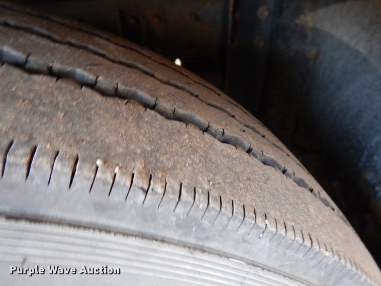 image for item DF7389 2001 Blue Bird LTC40 coach bus