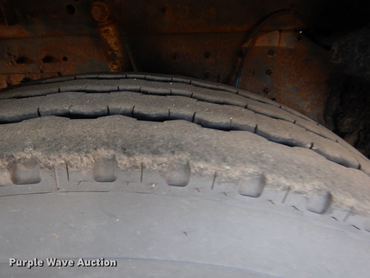 image for item DF7389 2001 Blue Bird LTC40 coach bus