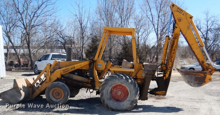 image for item DF7393 1974 Case 580B backhoe