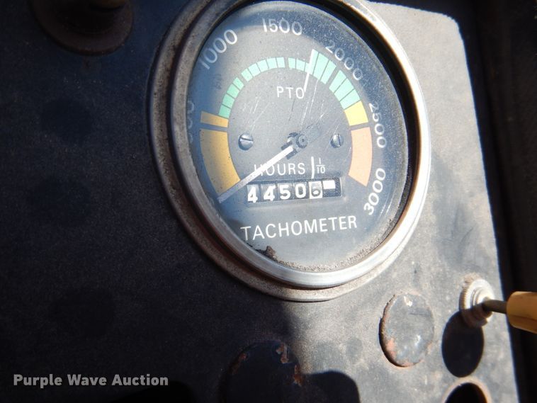 image for item DF7393 1974 Case 580B backhoe