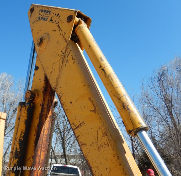 image for item DF7393 1974 Case 580B backhoe