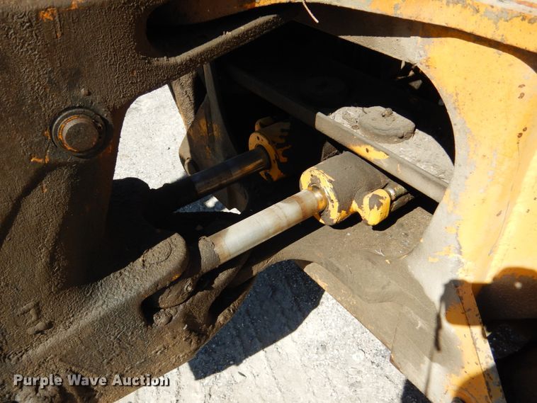 image for item DF7393 1974 Case 580B backhoe