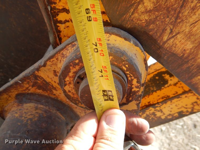 image for item DF7393 1974 Case 580B backhoe