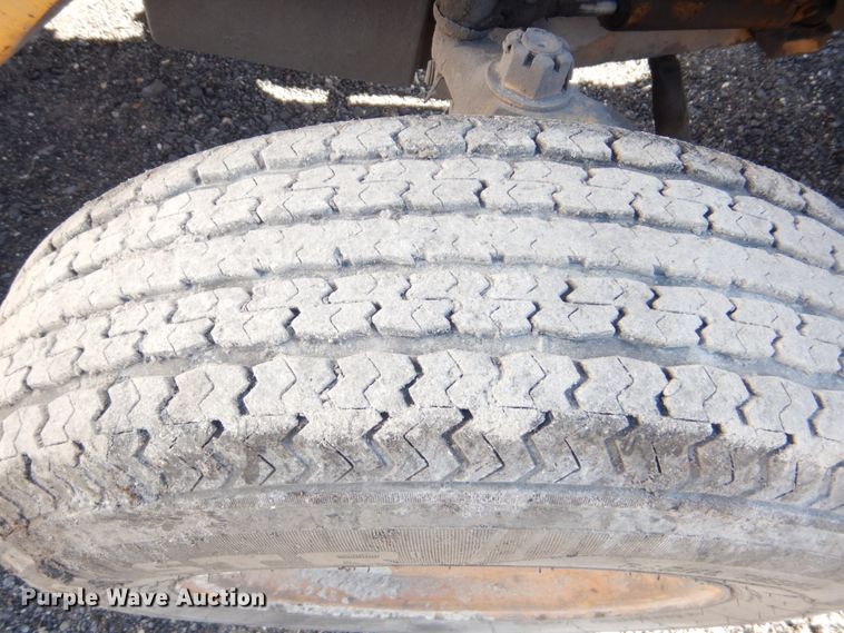 image for item DF7393 1974 Case 580B backhoe