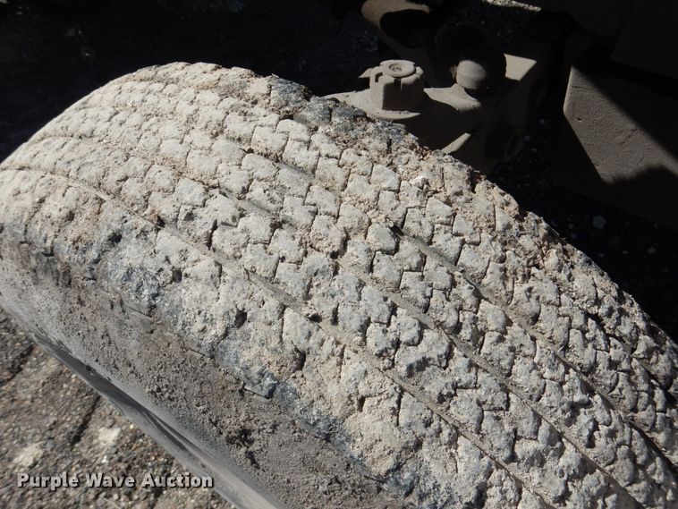 image for item DF7393 1974 Case 580B backhoe