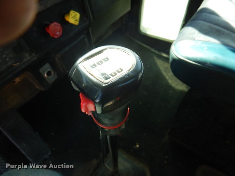 image for item DF7400 1996 Kenworth T600 semi truck