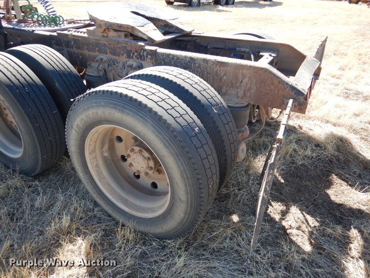 image for item DF7400 1996 Kenworth T600 semi truck