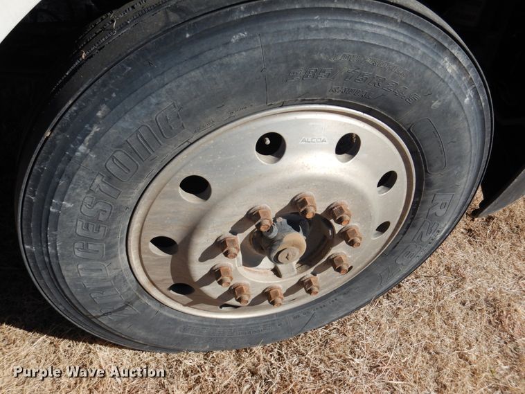 image for item DF7400 1996 Kenworth T600 semi truck