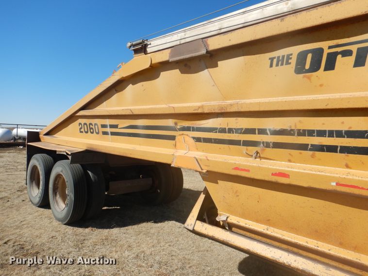 image for item DF7401 1996 Load King 2060-40-2 bottom dump trailer