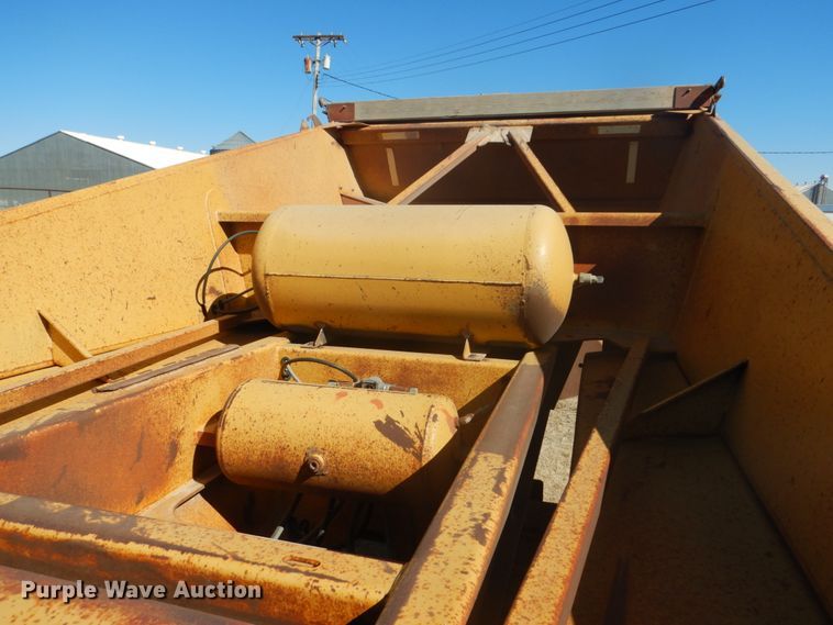 image for item DF7401 1996 Load King 2060-40-2 bottom dump trailer