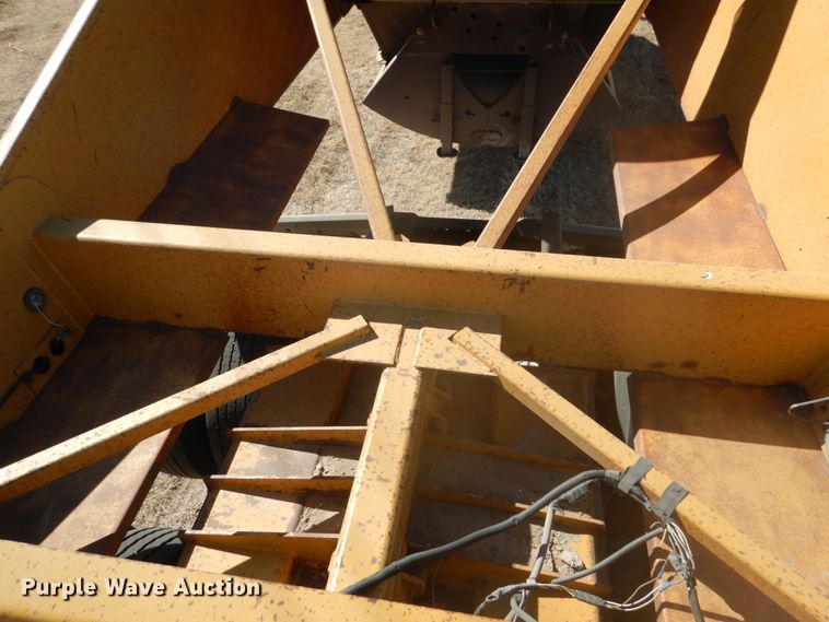 image for item DF7401 1996 Load King 2060-40-2 bottom dump trailer