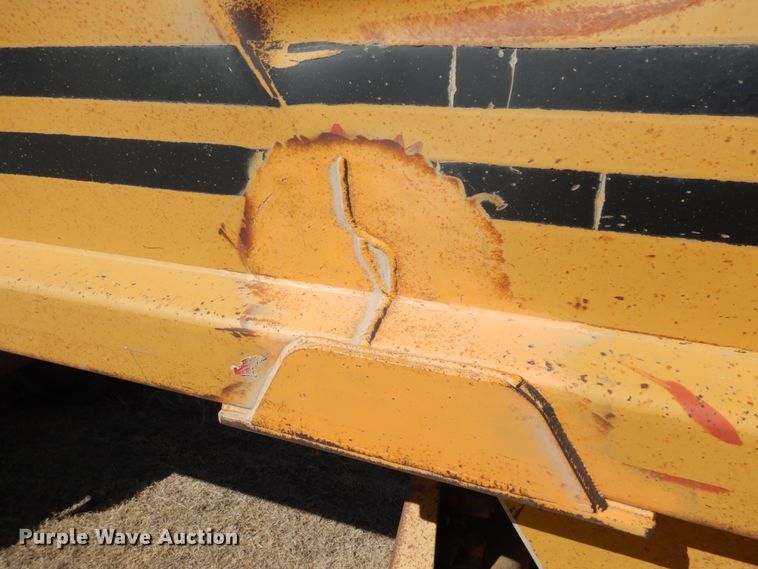 image for item DF7401 1996 Load King 2060-40-2 bottom dump trailer