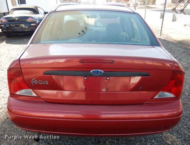 image for item DF7403 2003 Ford Focus