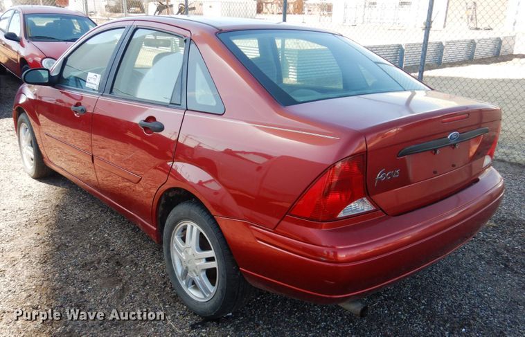 image for item DF7403 2003 Ford Focus