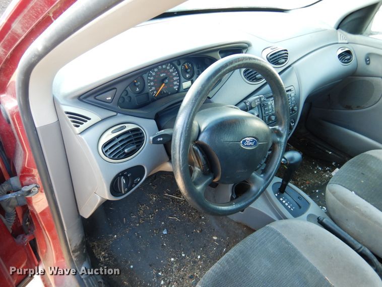 image for item DF7403 2003 Ford Focus