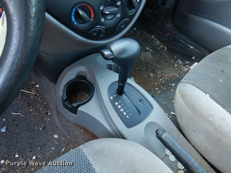 image for item DF7403 2003 Ford Focus