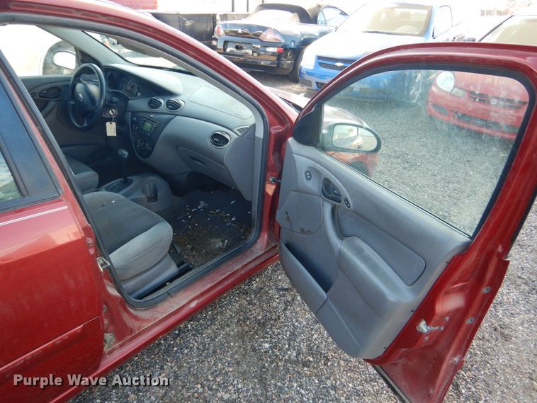 image for item DF7403 2003 Ford Focus