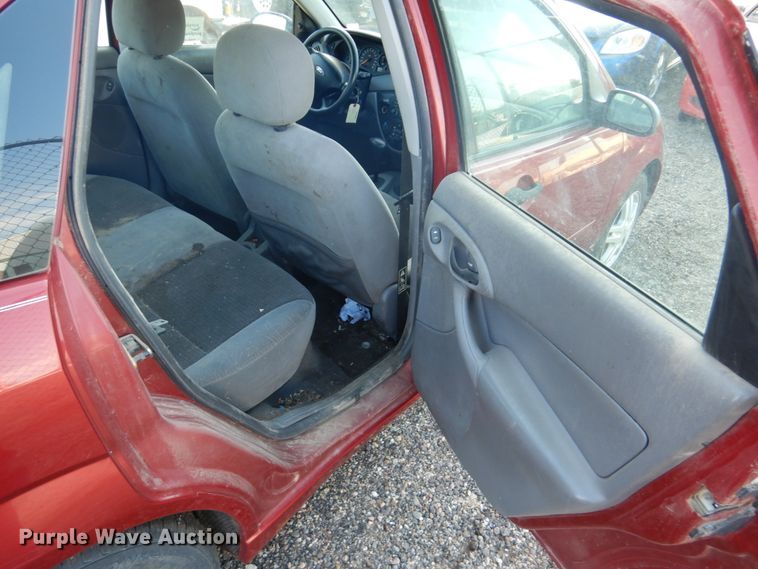 image for item DF7403 2003 Ford Focus