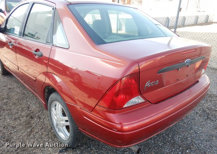 image for item DF7403 2003 Ford Focus