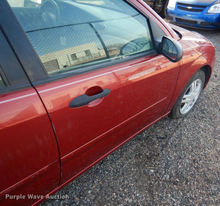 image for item DF7403 2003 Ford Focus