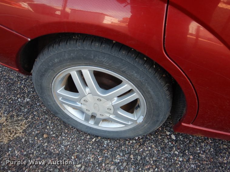 image for item DF7403 2003 Ford Focus