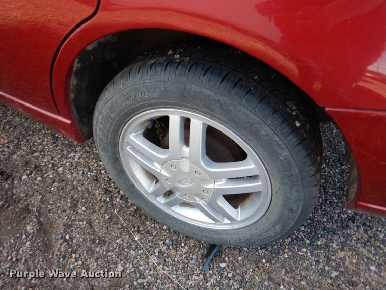 image for item DF7403 2003 Ford Focus