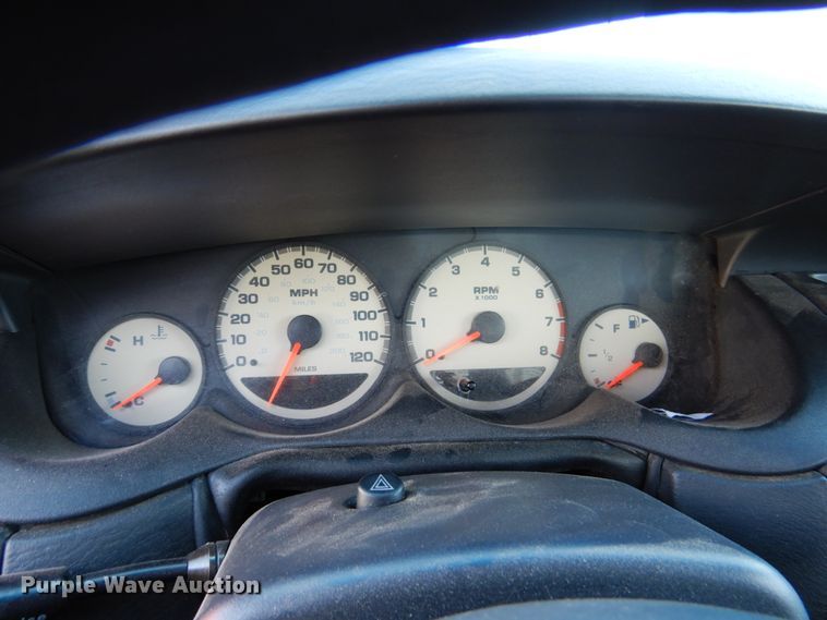 image for item DF7404 2002 Dodge Neon