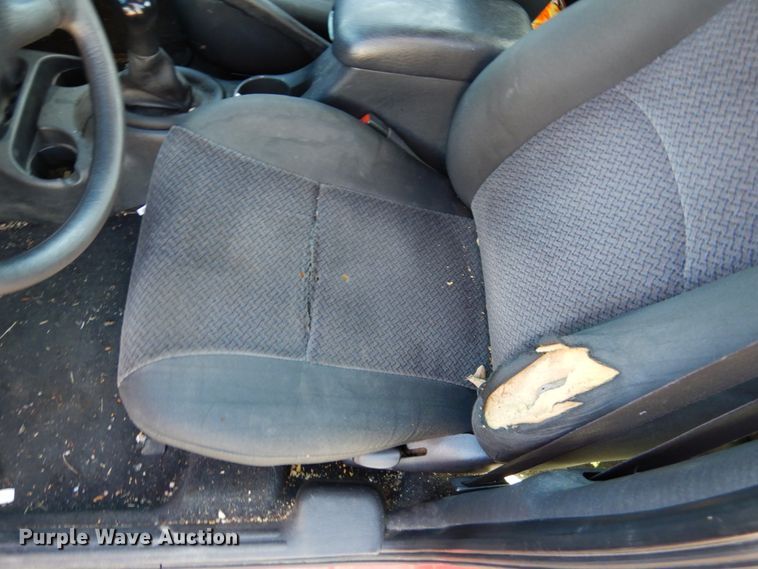 image for item DF7404 2002 Dodge Neon