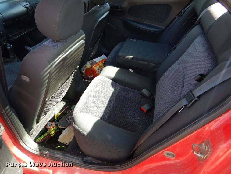 image for item DF7404 2002 Dodge Neon