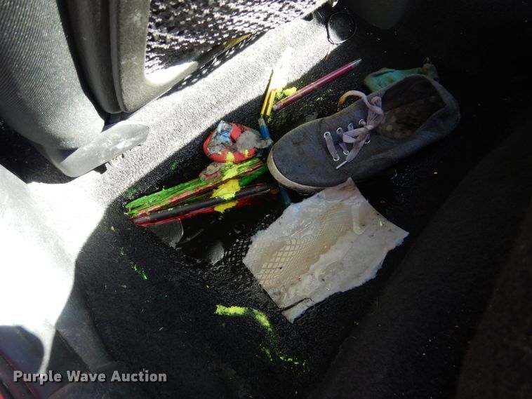 image for item DF7404 2002 Dodge Neon