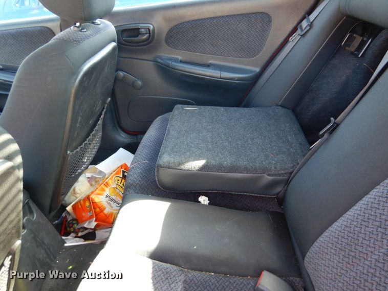 image for item DF7404 2002 Dodge Neon