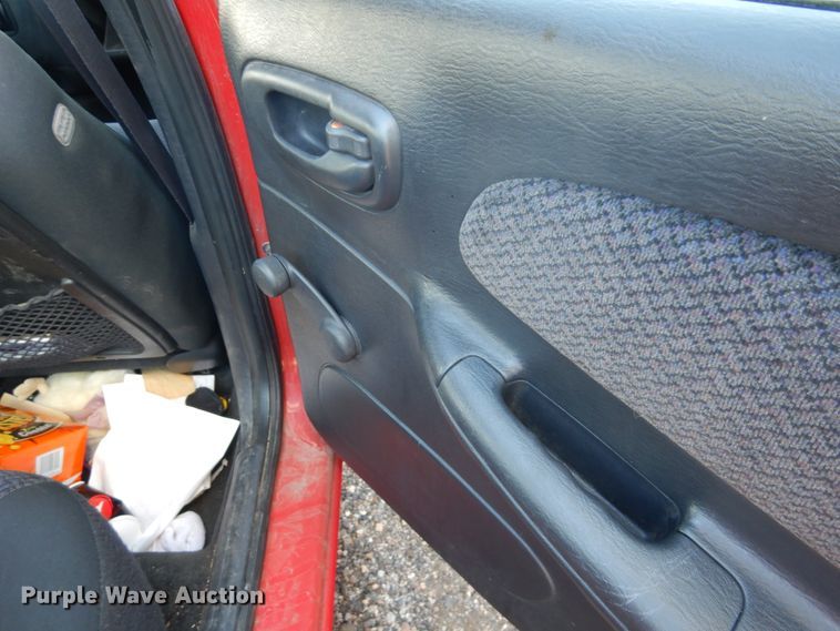 image for item DF7404 2002 Dodge Neon