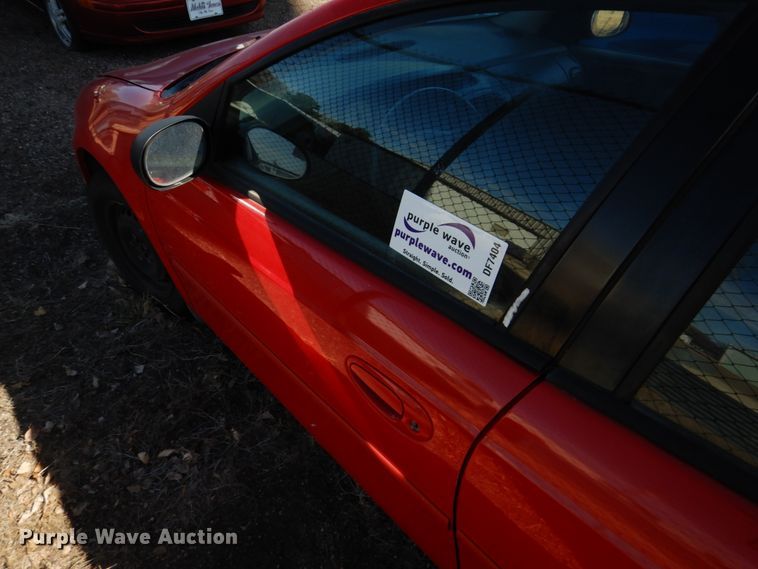 image for item DF7404 2002 Dodge Neon
