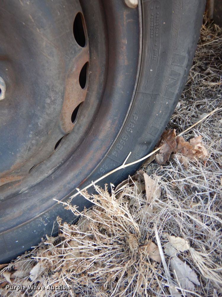 image for item DF7404 2002 Dodge Neon