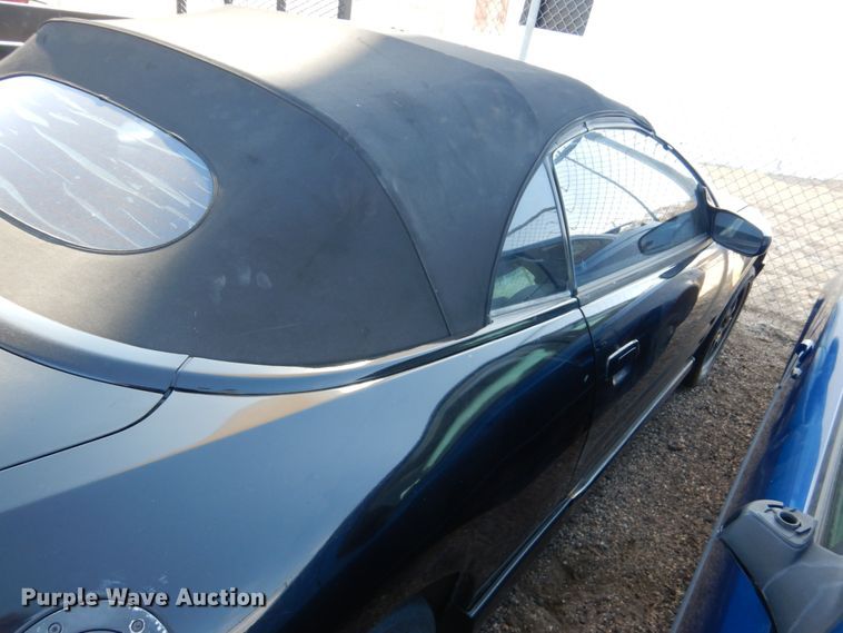 image for item DF7406 2003 Mitsubishi Eclipse convertible