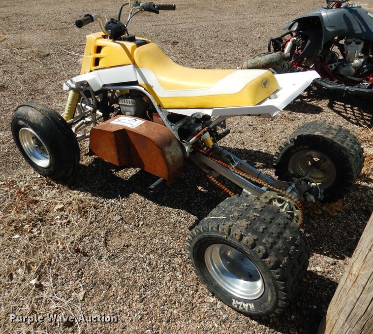 image for item DF7409 1992 Yamaha Banshee ATV