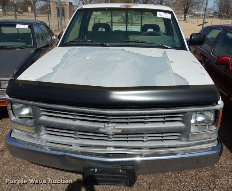 image for item DF7411 1994 Chevrolet C1500 pickup truck