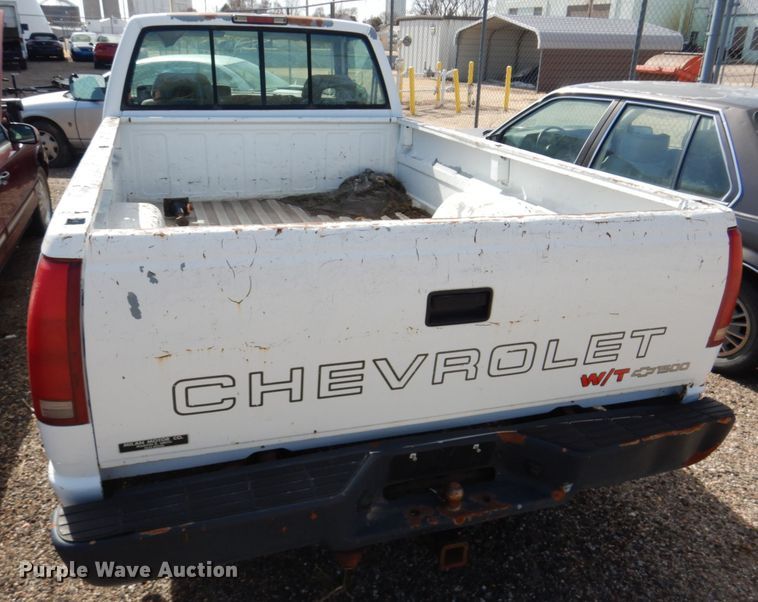 image for item DF7411 1994 Chevrolet C1500 pickup truck