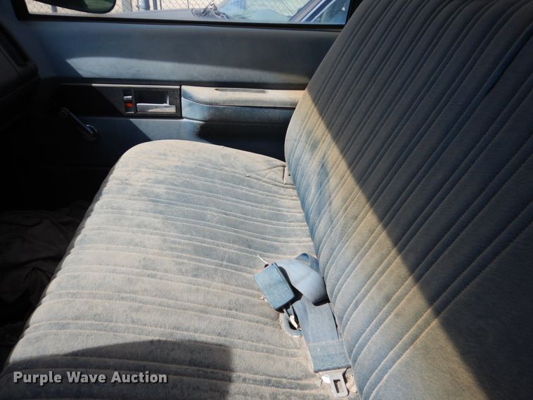 image for item DF7411 1994 Chevrolet C1500 pickup truck