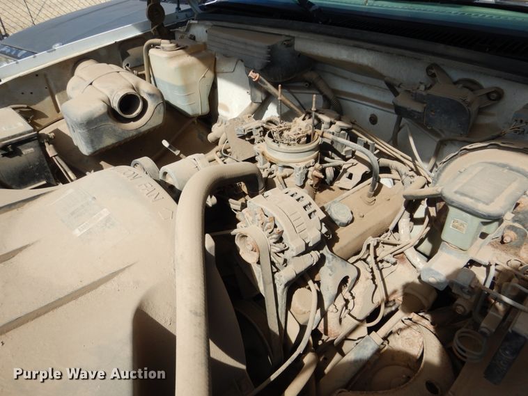 image for item DF7411 1994 Chevrolet C1500 pickup truck