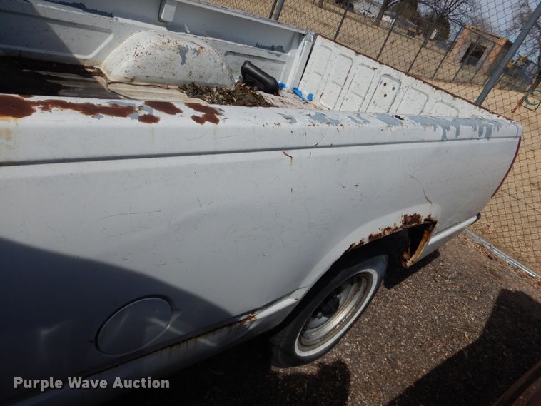 image for item DF7411 1994 Chevrolet C1500 pickup truck