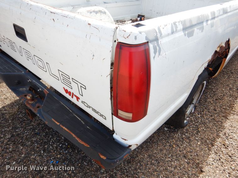 image for item DF7411 1994 Chevrolet C1500 pickup truck