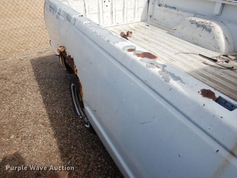 image for item DF7411 1994 Chevrolet C1500 pickup truck