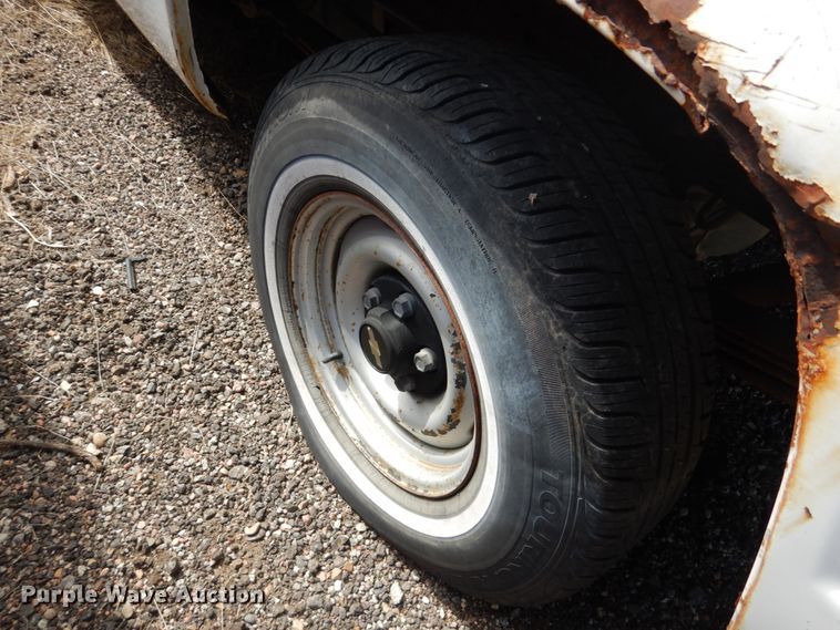 image for item DF7411 1994 Chevrolet C1500 pickup truck