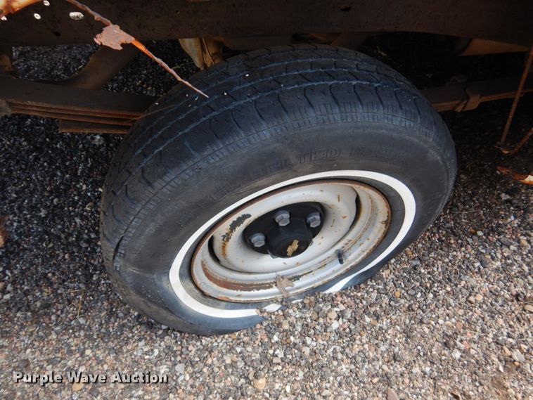 image for item DF7411 1994 Chevrolet C1500 pickup truck