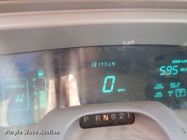 image for item DF7412 1996 Lincoln Town Car